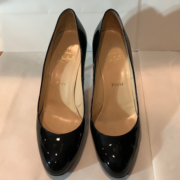 Authentic Louboutin black patent leather pumps - Picture 2 of 8
